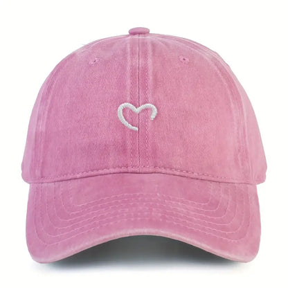 Embroidered Heart Hat | Støtt brystkreft