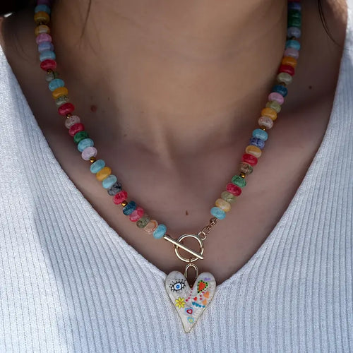 Colorful Charmed Necklace | Støtt brystkreft