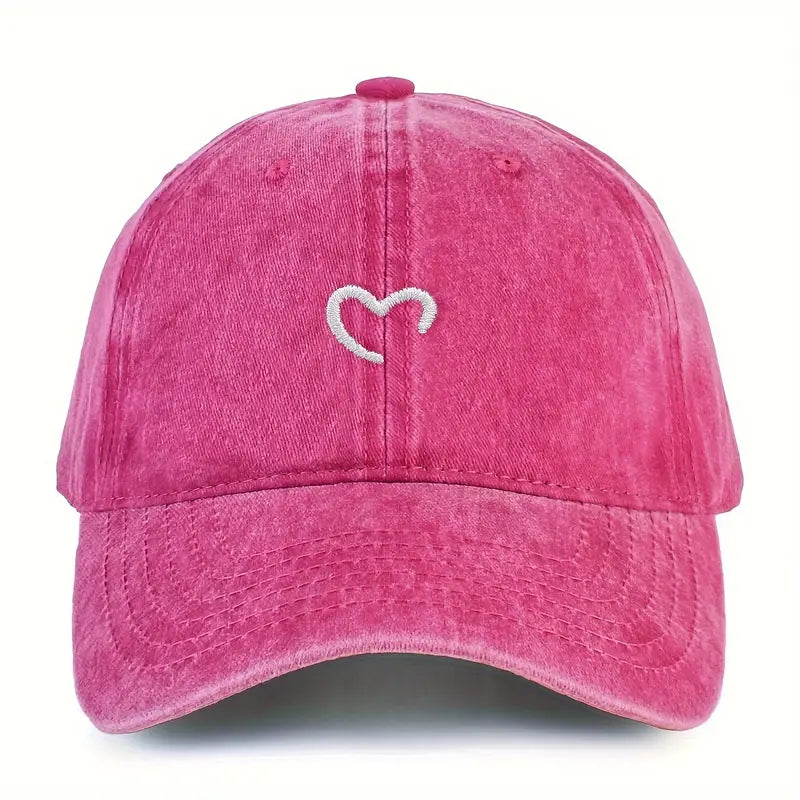 Embroidered Heart Hat | Støtt brystkreft