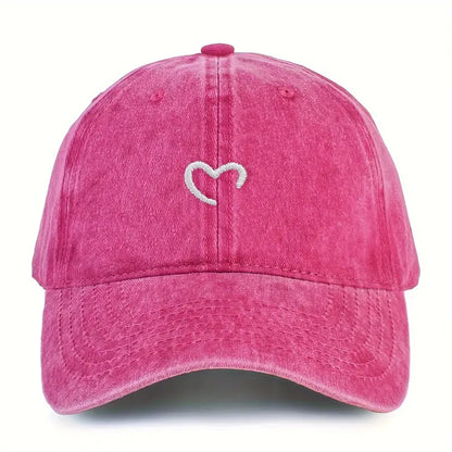 Embroidered Heart Hat | Støtt brystkreft